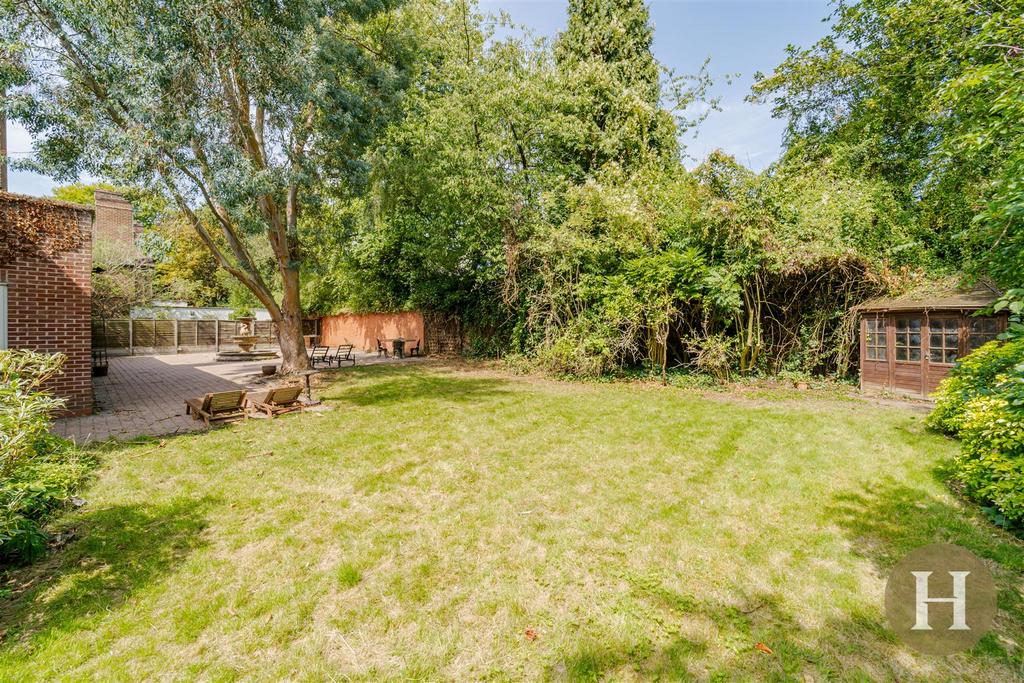 Hadleigh Estate Agents-89.jpg