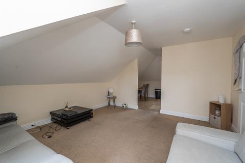 undefined, 119 Regents Park Road, Southampton SO15