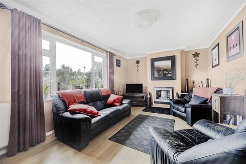 undefined, Hemdean Road, Caversham, Reading
