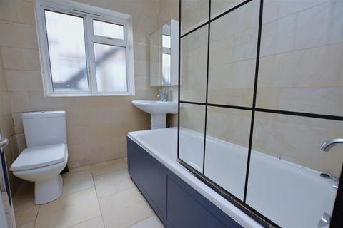 Flat 12, Oslo Court Baltic Close, London, SW19 2BL