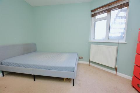 Flat 12, Oslo Court Baltic Close, London, SW19 2BL