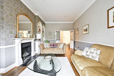 undefined, Carmalt Gardens, West Putney, London, SW15