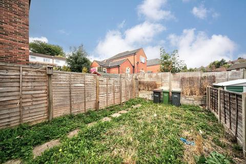 undefined, Chiltern Rise, Luton