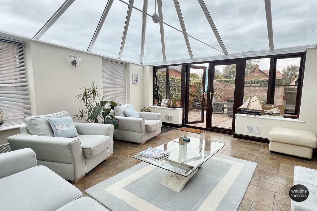 Conservatory/garden