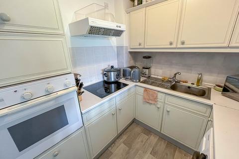 undefined, Hanover Gardens, Albert Street, Rugby, CV21
