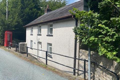 undefined, Nantgaredig