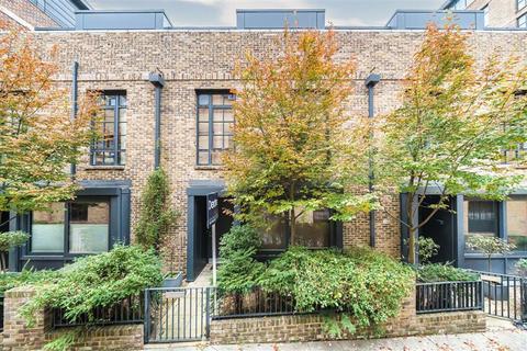 undefined, Valentine Row, London SE1