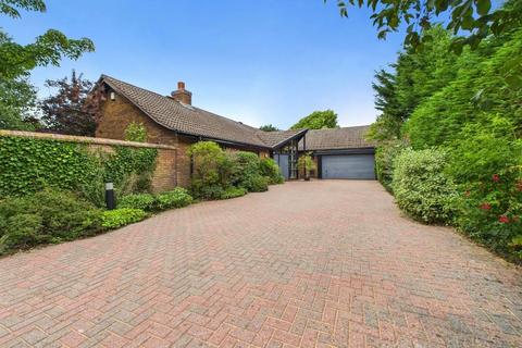 3 bedroom detached bungalow for sale, Spencefield Lane, Evington, Leicester