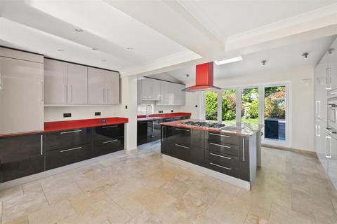 3 bedroom semi-detached house for sale, Cranbrook Drive, Twickenham TW2