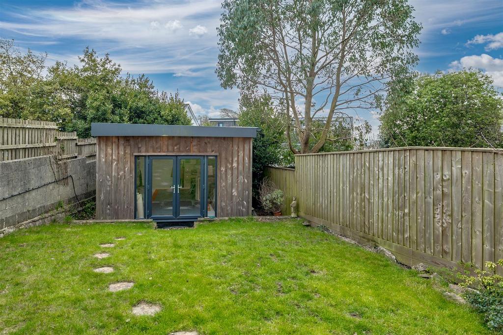 Studio/Garden Room