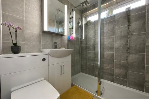 34 Gloucester Way, Jarrow, NE32 4UA