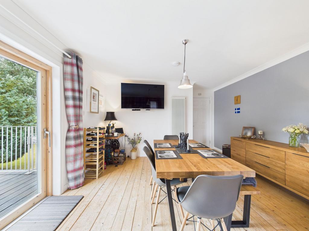 Sitting/Dining Room
