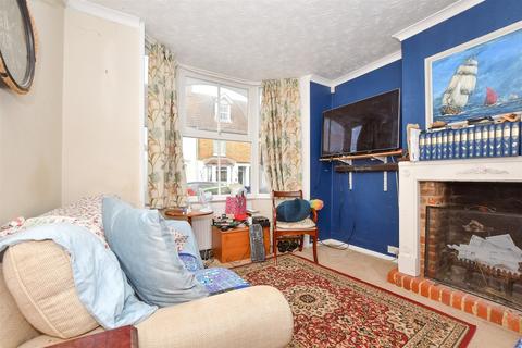 3 bedroom terraced house for sale, Queens Road, Faversham, Kent