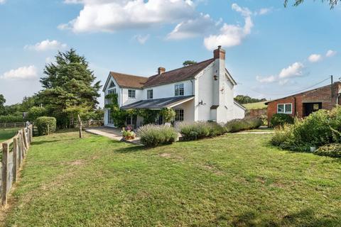 Haylands End Golden Valley, Upleadon, Newent, GL18 1HN