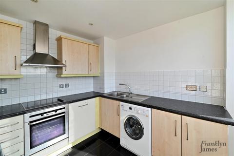 undefined, 7 Branch Road, London, E14