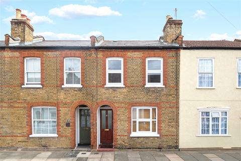 Warwick Road, Twickenham