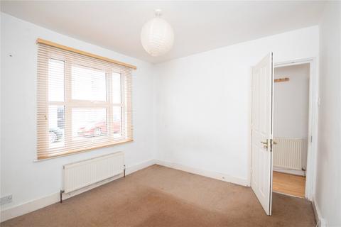 3 bedroom terraced house for sale, Warwick Road, Twickenham