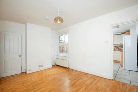 3 bedroom terraced house for sale, Warwick Road, Twickenham
