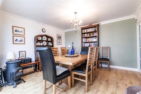 4 bedroom detached house for sale, Town End Crescent, Holmfirth, West Yorkshire, HD9