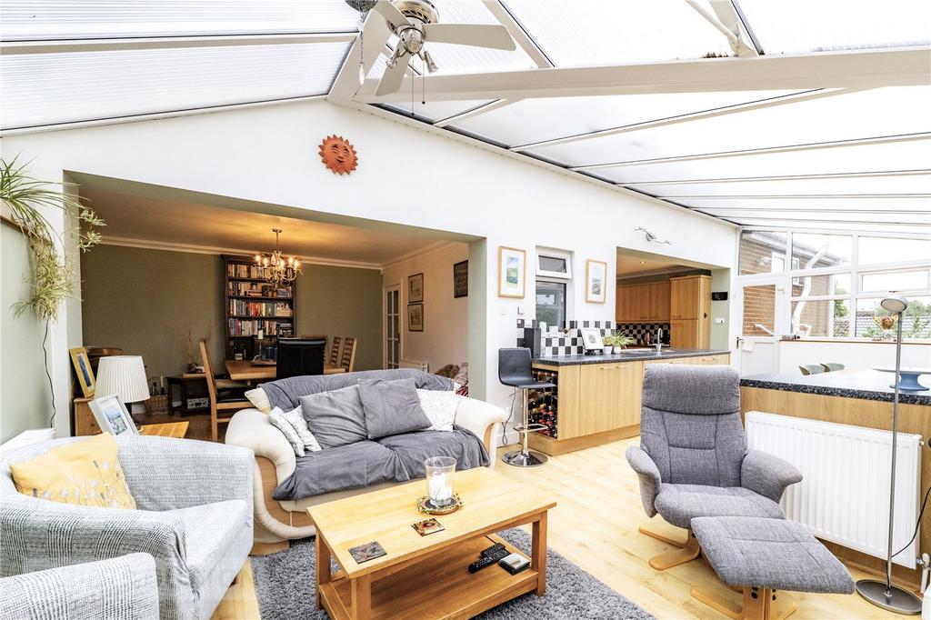 Dining/Family Room