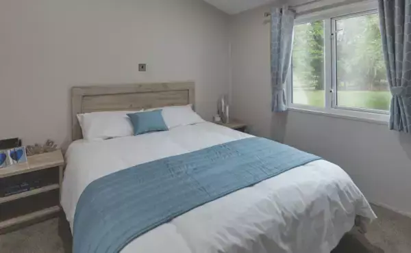 5.willerby Clearwater Master Bedroom