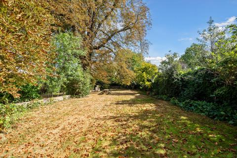 undefined, Onslow Road, Richmond, TW10