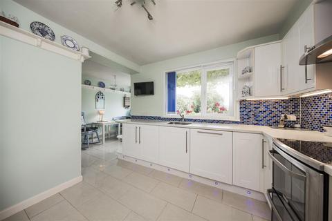 3 bedroom semi-detached house for sale, Ford Lane, Wrotham Heath TN15