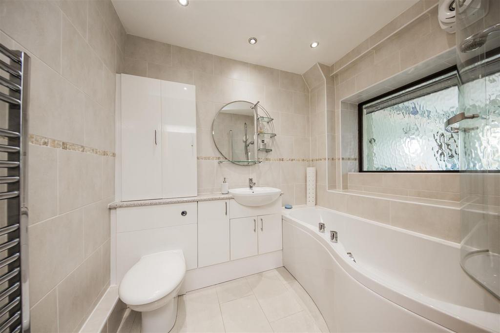 Modern Bathroom