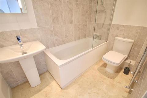2 bedroom apartment for sale, 29- 31 Kingston Crescent, Portsmouth, hampshire, PO2 8AA
