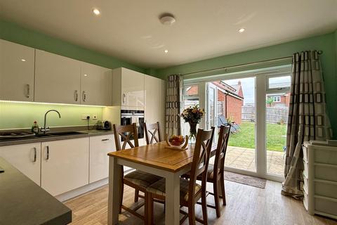 3 bedroom house for sale, Dunnock Close, Holmer, Hereford
