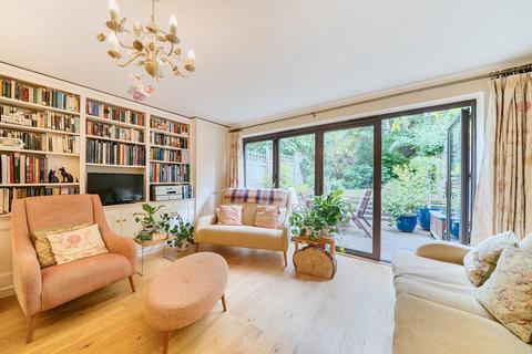 4 bedroom townhouse for sale, Mulberry Close, London