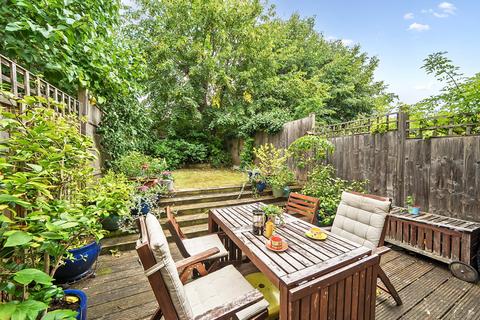 undefined, Mulberry Close, London