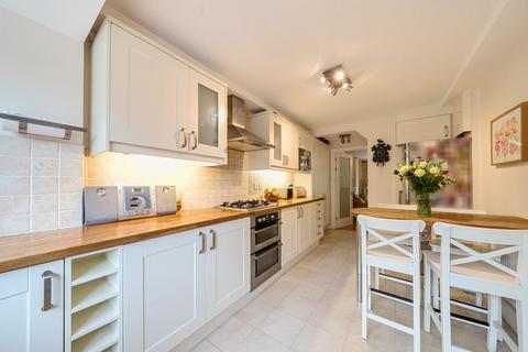 undefined, Mulberry Close, London