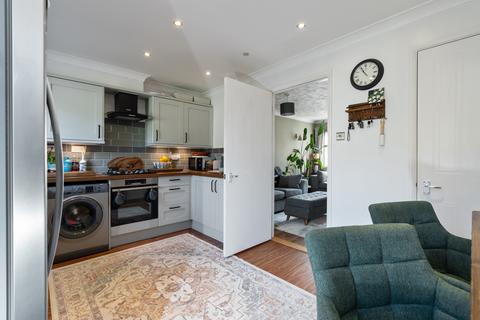 4 Elder Close, Locks Heath, Southampton, SO31 6SB