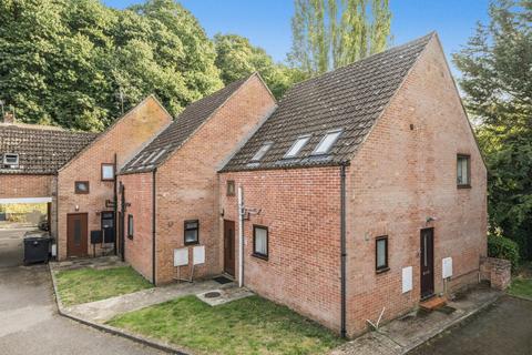 undefined, Lawnwood Court, Godalming GU7