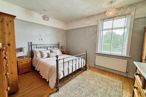3 bedroom terraced house for sale, Kilner Road, Bradford BD6
