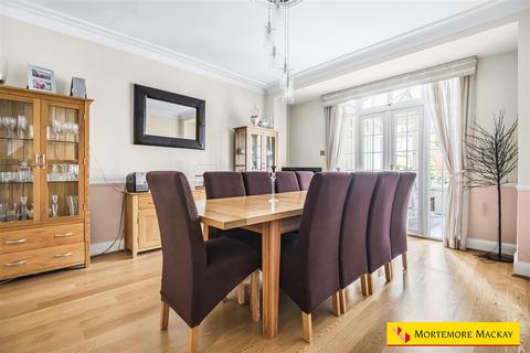 5 bedroom semi-detached house for sale, Park Drive, London