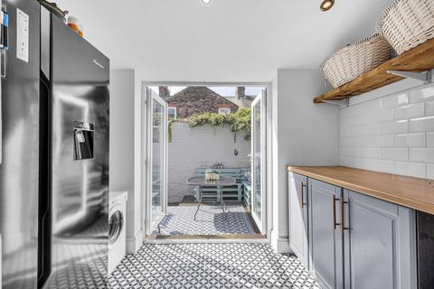 38 Appleton Road, Widnes, WA8 6EX