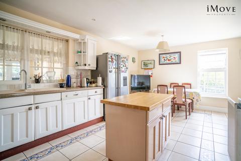 undefined, Dickenswood Close, London SE19
