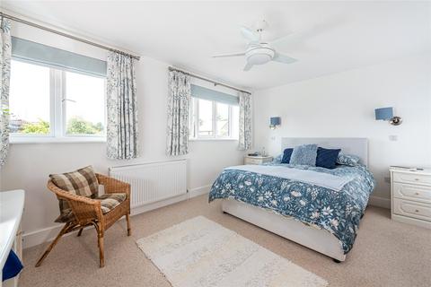 5 Cornerways, Speen, Princes Risborough, HP27 0RX