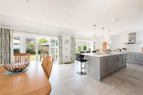 5 Cornerways, Speen, Princes Risborough, HP27 0RX