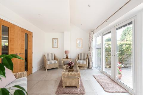 5 Cornerways, Speen, Princes Risborough, HP27 0RX