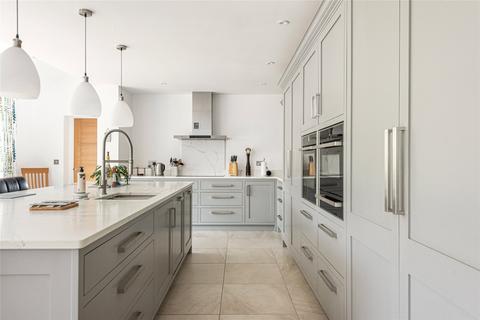 5 Cornerways, Speen, Princes Risborough, HP27 0RX
