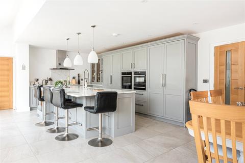 5 Cornerways, Speen, Princes Risborough, HP27 0RX
