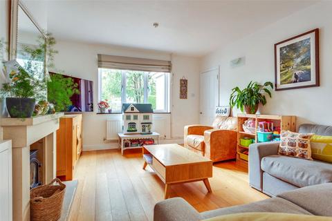 52 Dedmere Road, Marlow, SL7 1PG