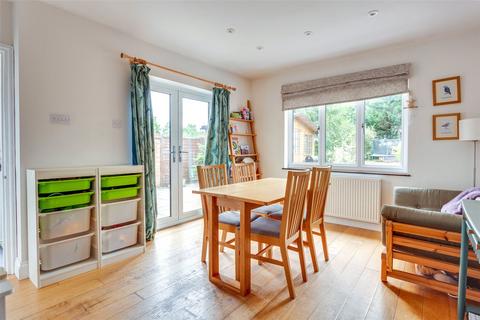 52 Dedmere Road, Marlow, SL7 1PG