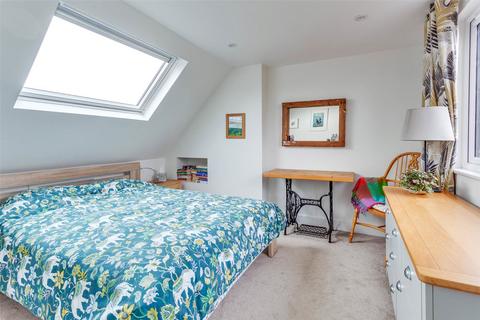 52 Dedmere Road, Marlow, SL7 1PG