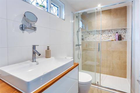 52 Dedmere Road, Marlow, SL7 1PG