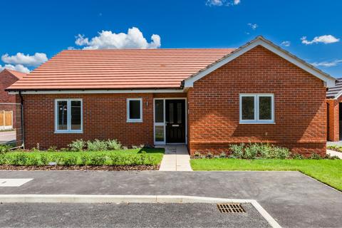 3 bedroom detached bungalow for sale, Plot 324/335, The Woodbridge at Williams Park, London Rd NR18