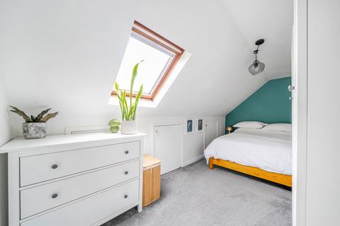 2 bedroom flat for sale, Fernwood Avenue, Streatham, London, SW16